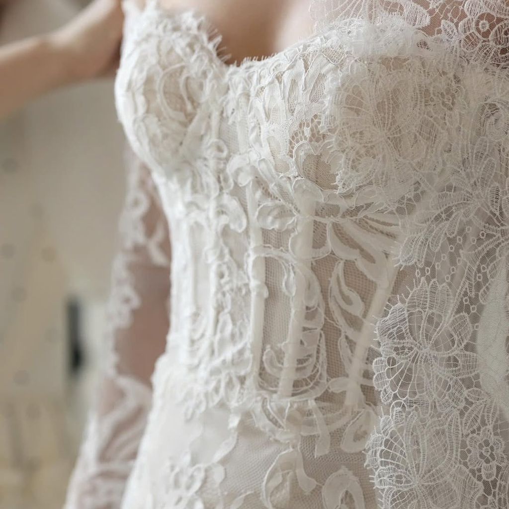 Off-Shoulder Long Sleeve Lace Wedding Dress – Timeless Romantic Elegance | Silque Bridal