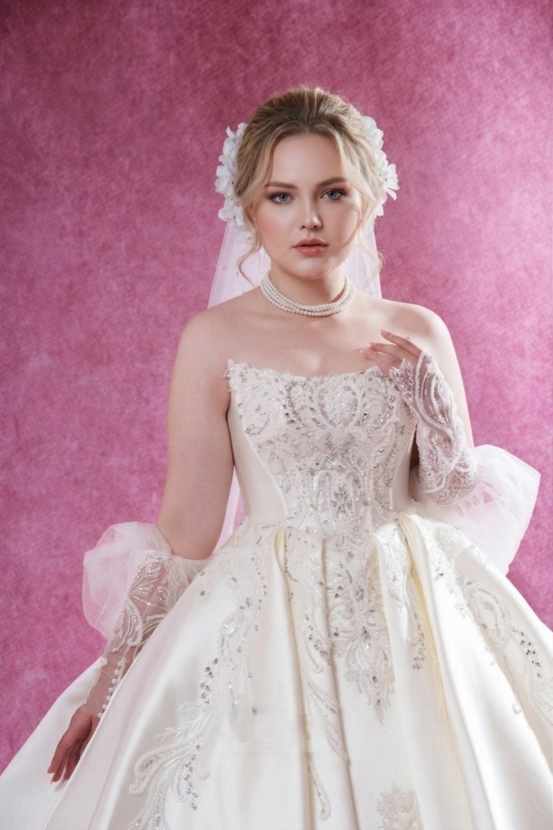 Plus Size Strapless Ball Gown Wedding Dress Lace Corset Princess Bridal Gown - Wedding Dress - SilqueBridal
